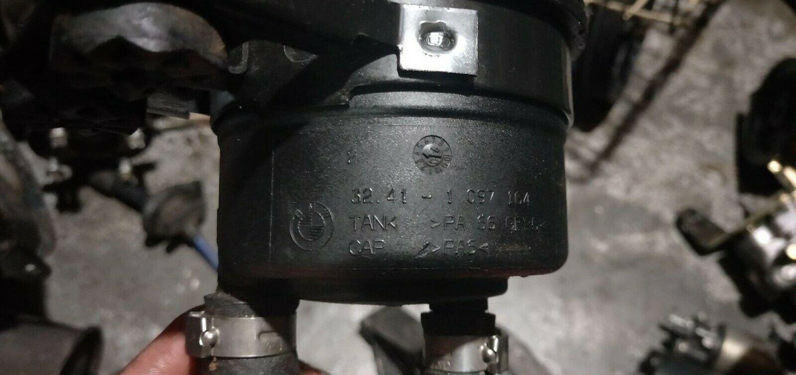 BMW E90 3SERIES 320D POWER STEERING PUMP FLUID BOTTLE 2.0 TURBO DIESEL