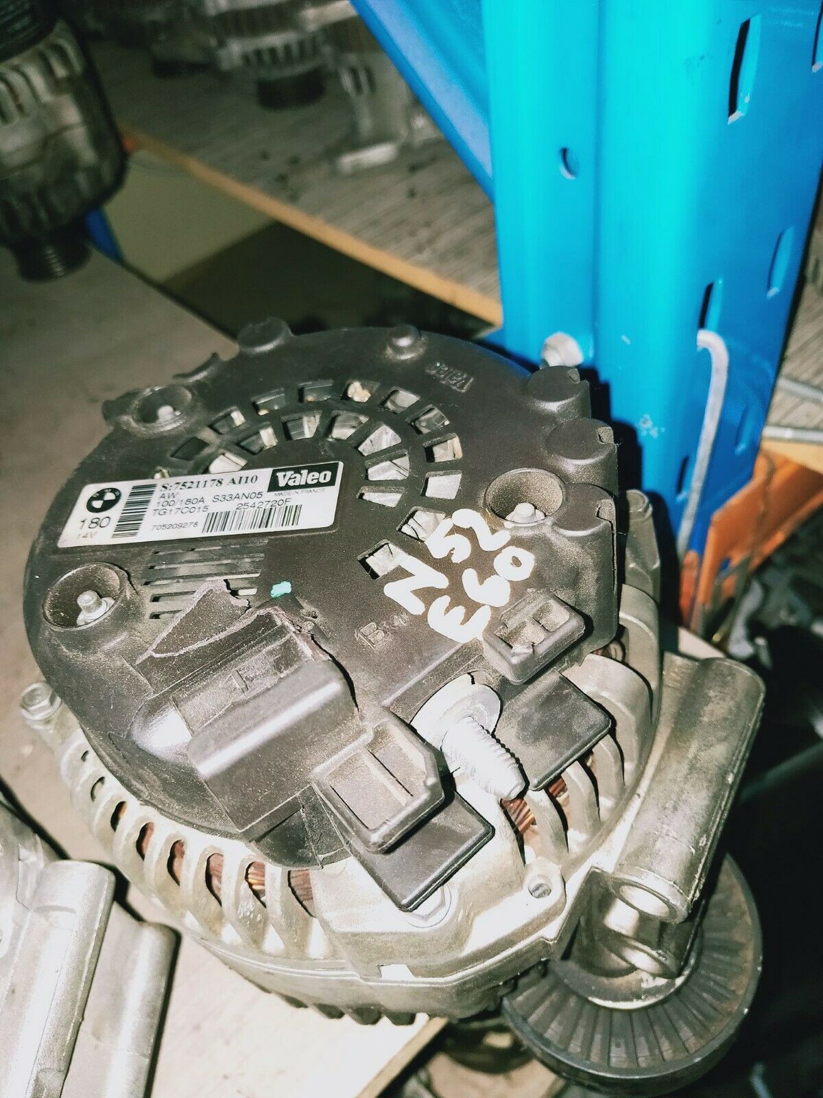 BMW E60 5SERIES 540 05 ALTERNATOR N52 7521178 AI10 180A 14V S33AN05