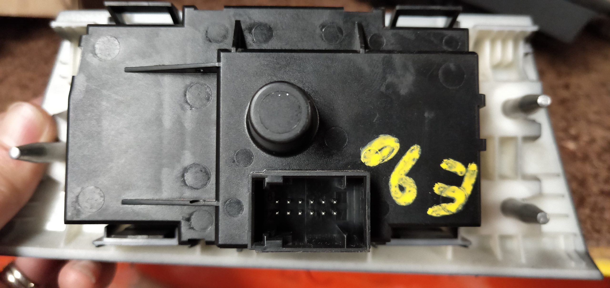 BMW E90 3SERIES MODEL HEADLIGHT SWITCH CONTROL P/N 9169404 FITS 3/051