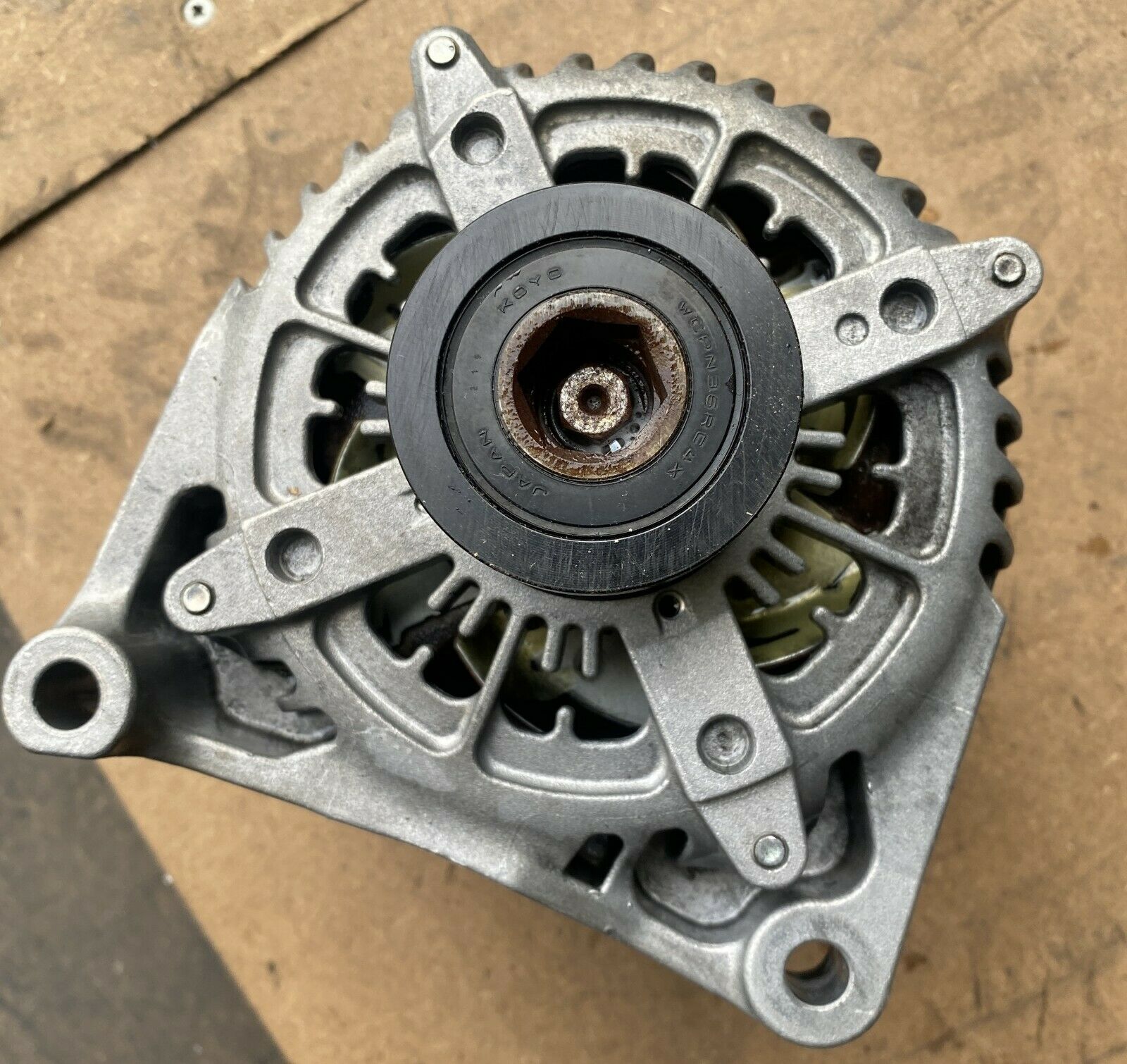 BMW F30 328i ALTERNATOR N20 2.0 PETROL 7605478-02 104210-6392 DENSO ...