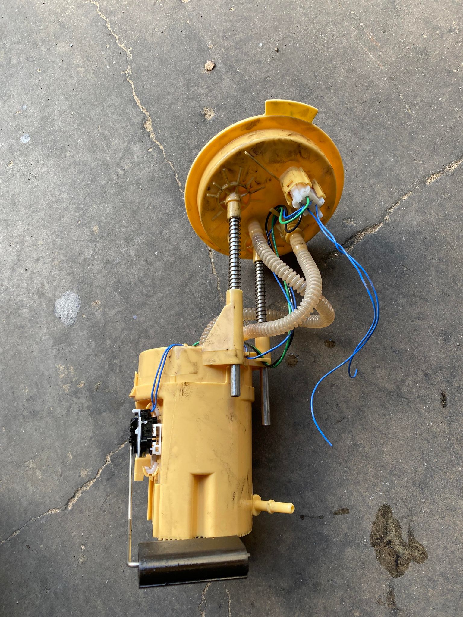 BMW F25 X3 2013 ELECTRIC FUEL PUMP 2.0 DIESEL N47 7216526 OEM ...
